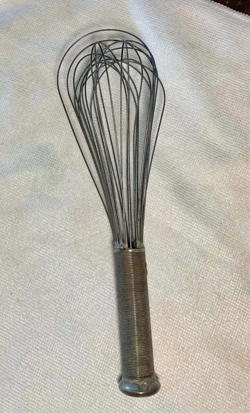 Vintage Wire Wisk